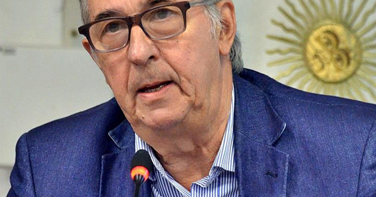 Lapeña calificó de «estupidez» ley de «Zonas Frías»: Estamos subsidiando a los ricos para que calienten sus piletas»